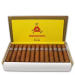 Montecristo Media Corona
