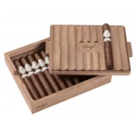 Davidoff Chefs Edition 2025 puroları açık ahşap kutuda
